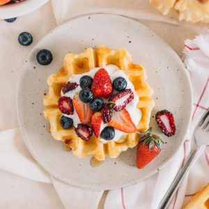 CASSAVA WAFFLE BREAD GUAVA PASTE/ PAN DE YUCA WAFFLES BOCADILLO